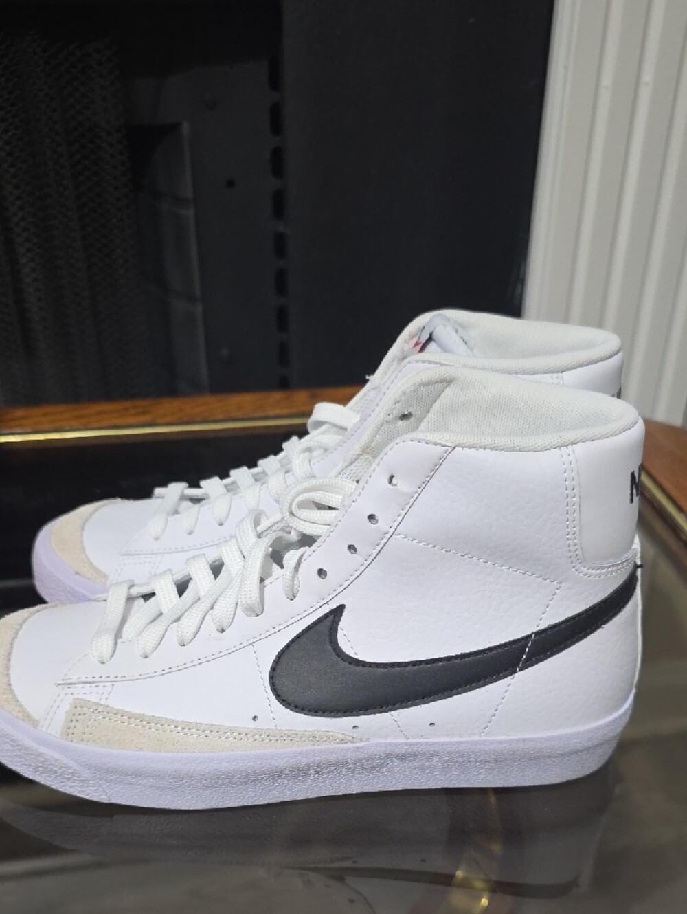 Nike Blazer Mid 77  White High-Top Sneakers with Black Swoosh and Red Logo - Picture 5 of 8